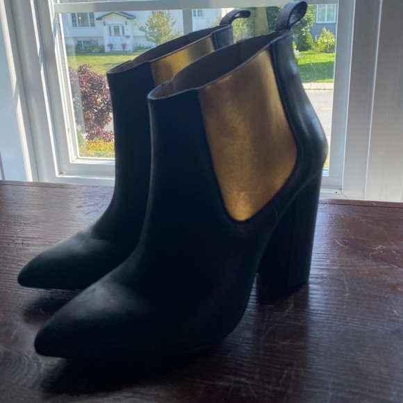 Leather Boots - Picture 1 of 1